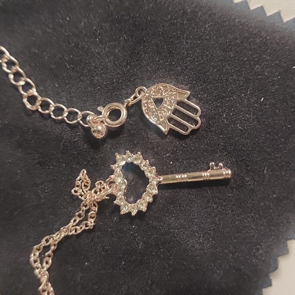 Assorted Lovisa rings, bracelets and necklaces - Picture 8 of 16